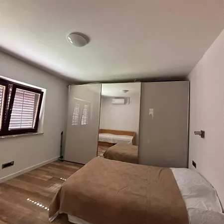Srima Casa de Férias